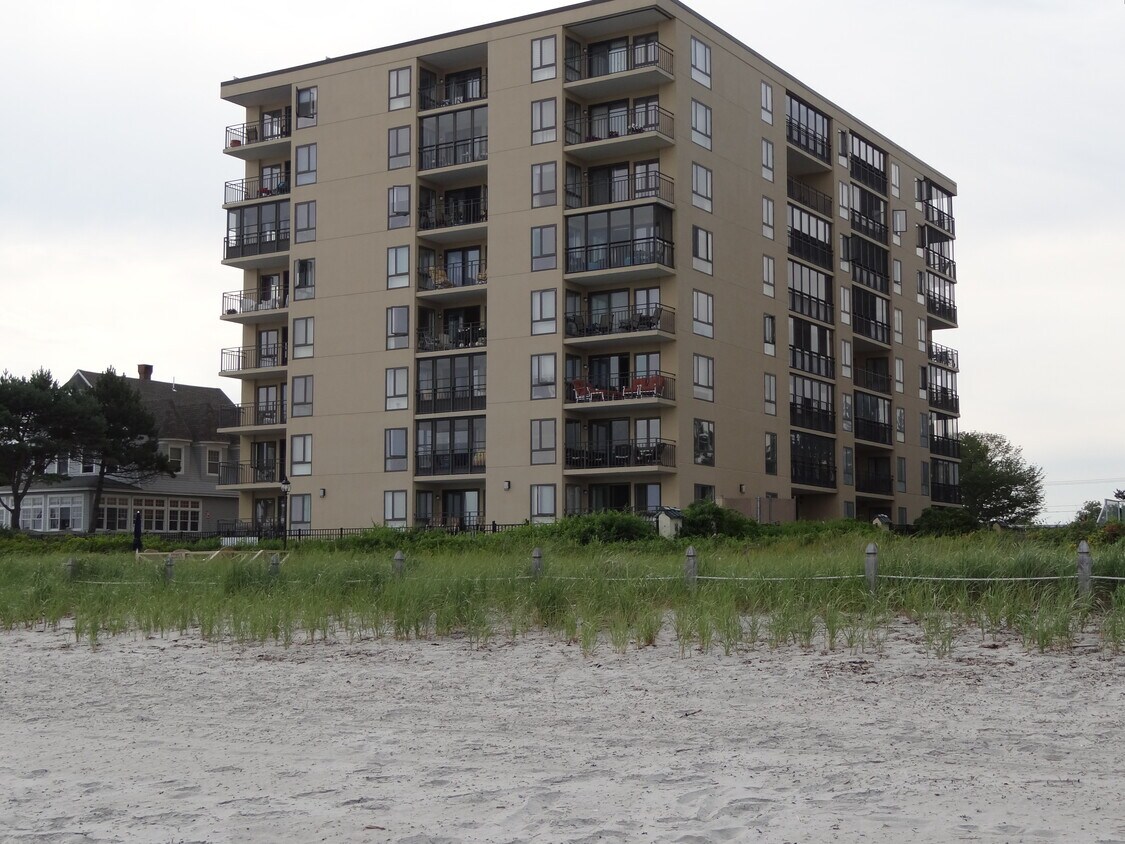 205 E Grand Ave Unit Pine Point Vista 4B, Old Orchard Beach, ME 04064
