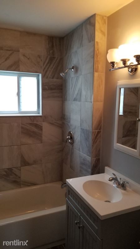 Foto del edificio - 425 Tompkins St