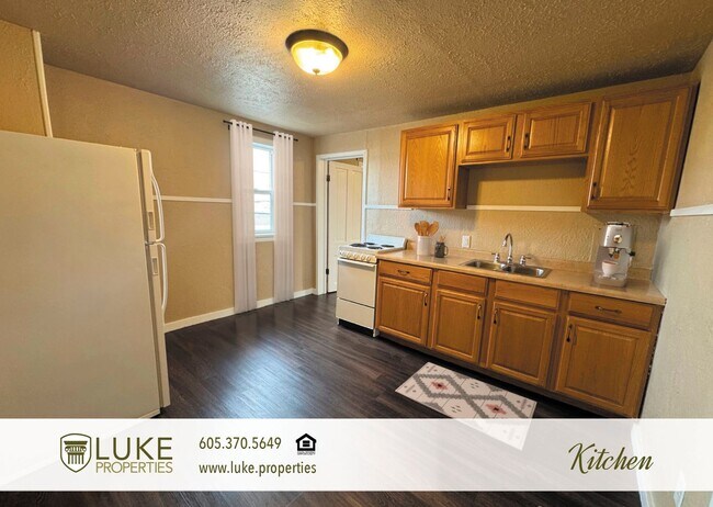 Foto del edificio - 310 W 18th St