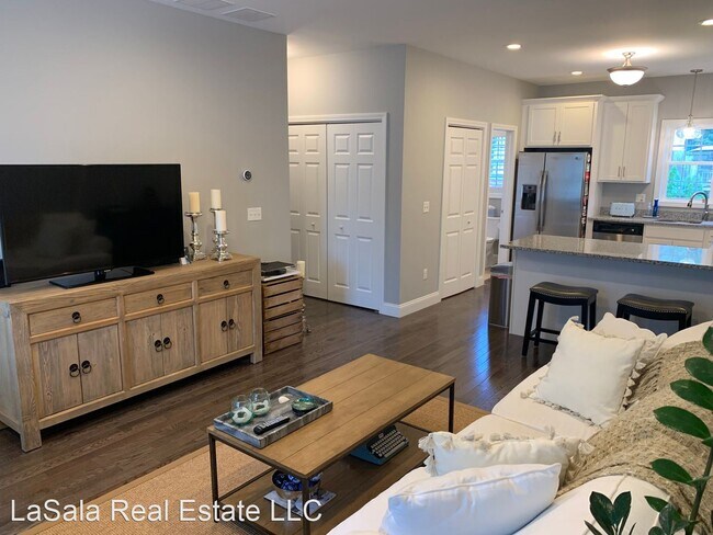 Foto del edificio - 2 br, 2 bath House - 35 Ringgold Street Un...