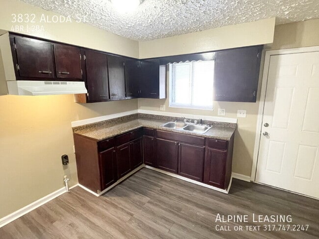 Building Photo - 3832 Aloda St