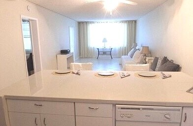 Foto del edificio - 5950 Del Lago Cir