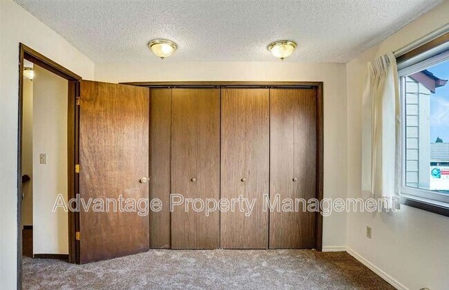 Foto del edificio - 1445 NW Division St