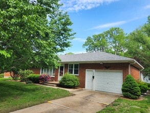 Building Photo - 624 Bollman Ave
