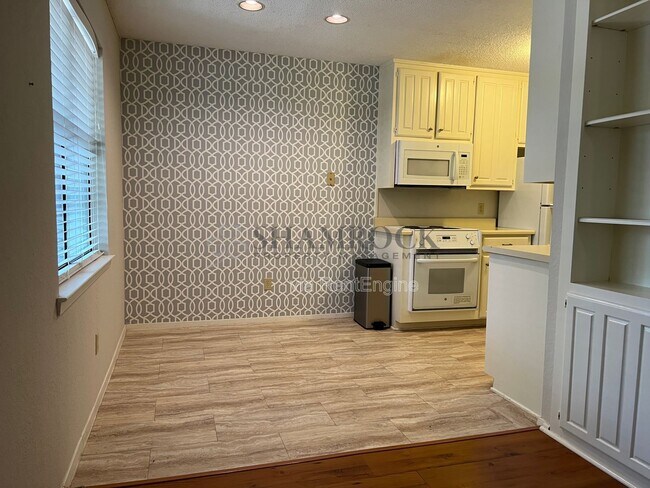 Foto del edificio - 1421 S 12th St
