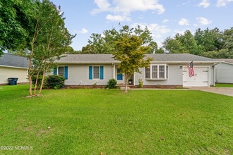 Building Photo - 805 Deblea Ct