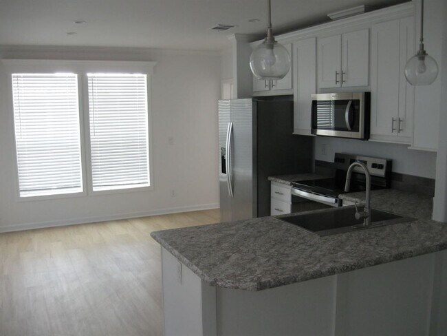 Foto del edificio - 43 Orange Blossom St