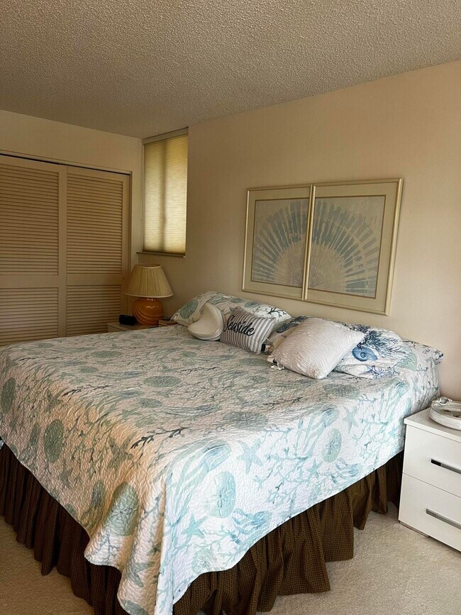 Foto del edificio - 4702 Fountains Dr