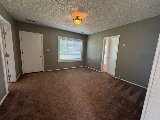 Foto del edificio - Quaint home in Hucrest