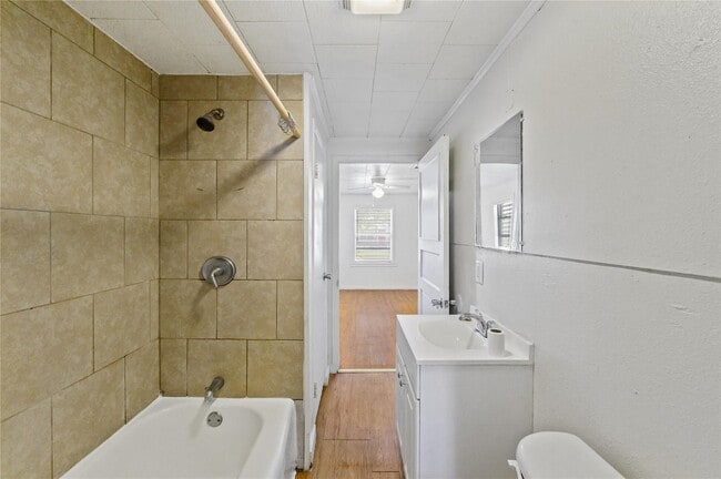 Building Photo - 6201 Park Ave