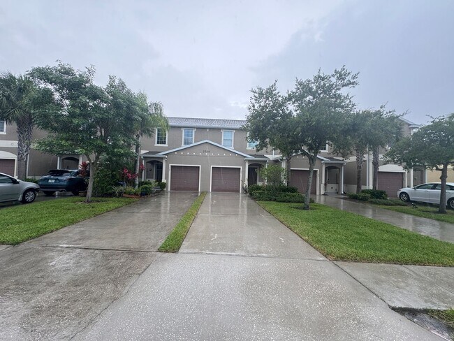 Foto del edificio - Beautiful 2br/2.5ba townhouse in Lake Wash...