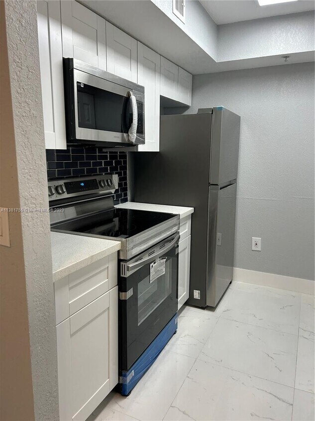 2457 Centergate Dr Unit 202, Miramar, FL 33025 Condo for Rent in