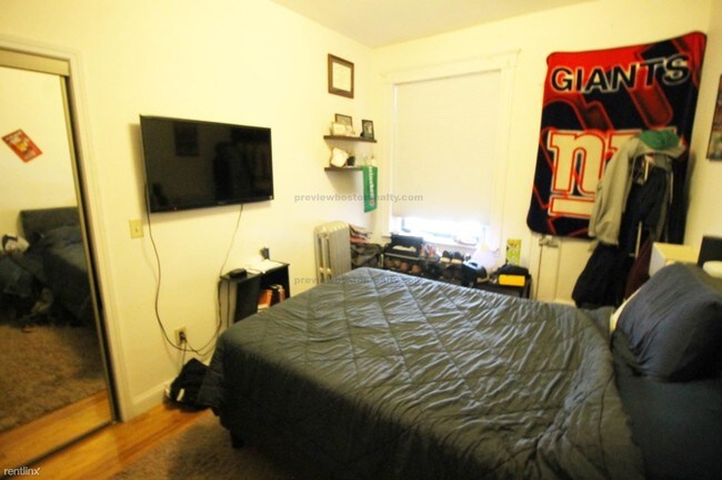 Building Photo - 4 br, 2 bath  - 35 Cummings Rd # 5HG