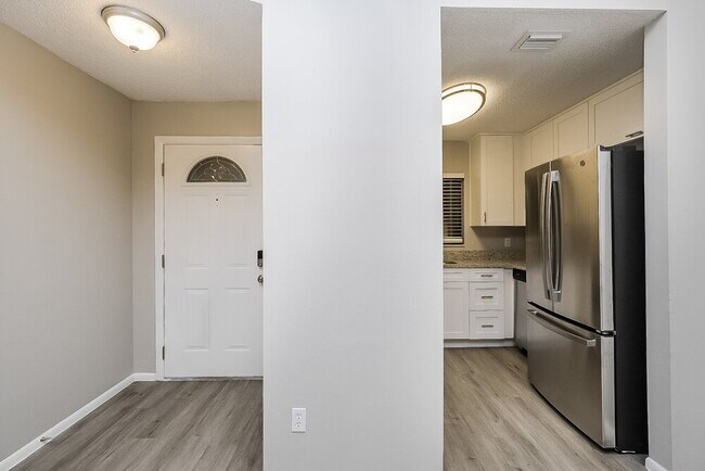 Building Photo - 12408 Pepperfield Dr