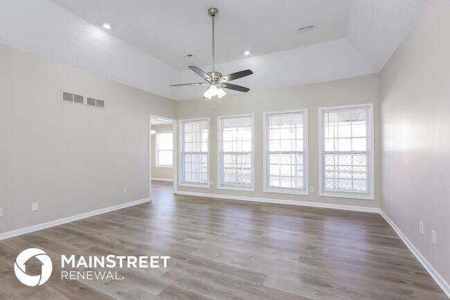 Foto del edificio - 204 W 24th St