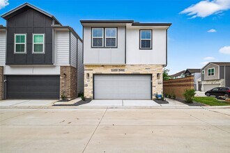 Building Photo - 4121 Fig Grv St
