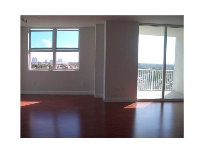 Building Photo - 3180 Coral Way
