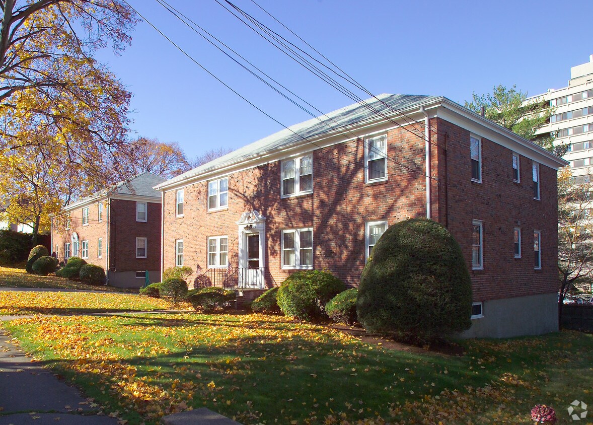 Foto del edificio - 15-21 Merrill Ave