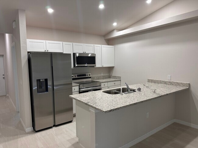 Foto del edificio - 1202 NE 15th Ln