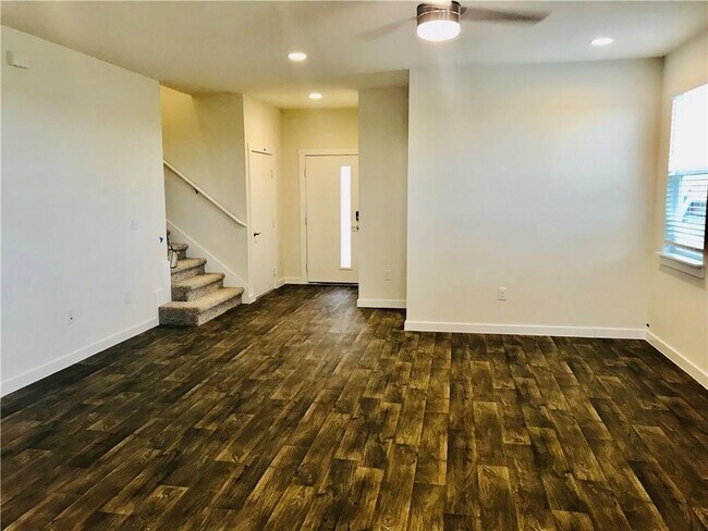 Building Photo - 13501 Baileyfield Dr