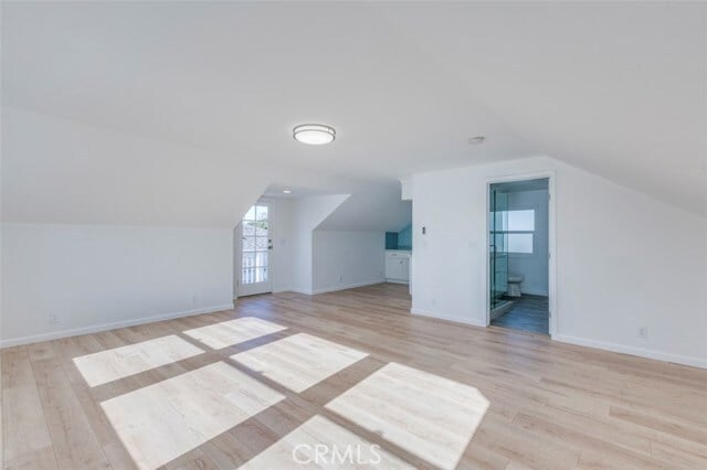 Building Photo - 542 S Clementine St