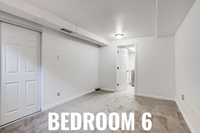 Foto del edificio - 7101 Wolff St