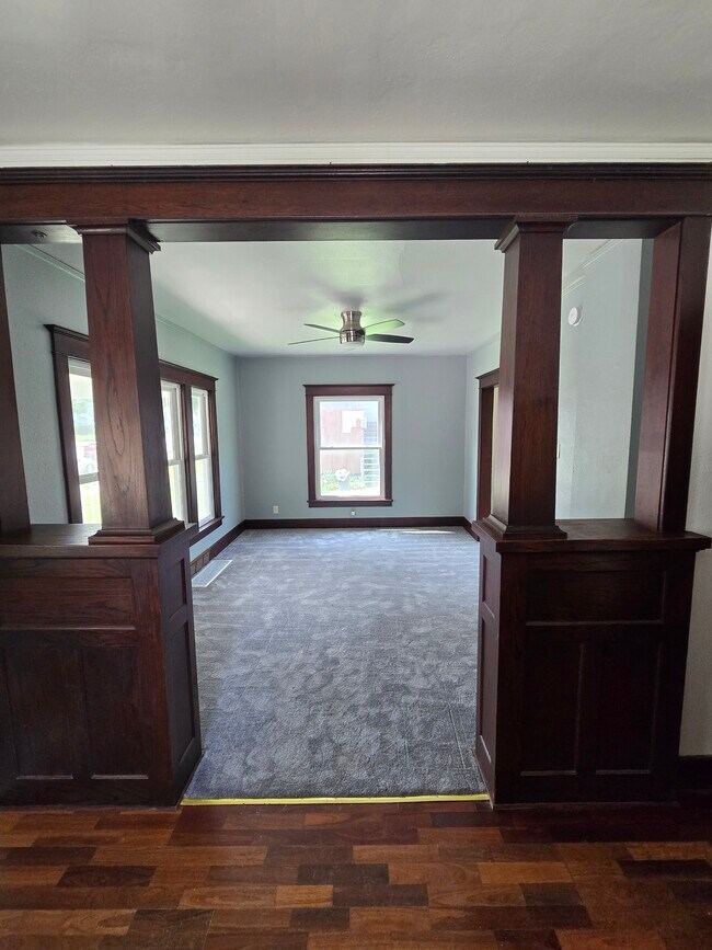 Foto del edificio - 112 5th St NE