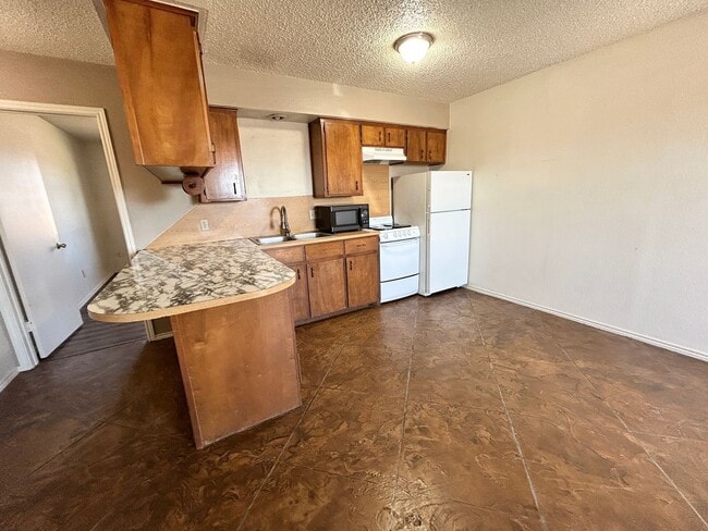 Foto del edificio - 4606 Erskine St