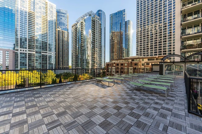 Foto del edificio - 400 E Randolph St