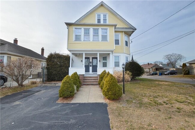 Building Photo - 265 Woodbine St