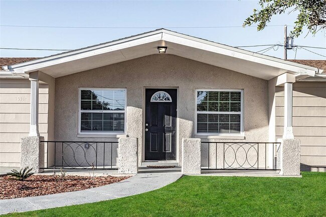 Foto del edificio - 3531 Oxford Dr