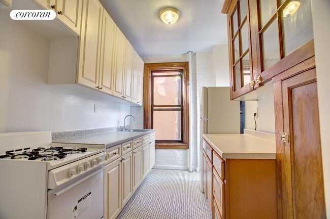 Foto del edificio - 511 W 169th St
