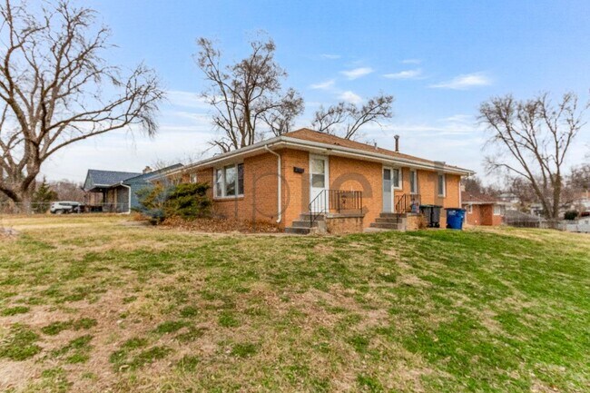 Foto del edificio - 3366 Craig Ave