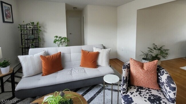 Foto del edificio - 2467 STATE ROUTE 10 Unit 8