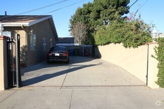 Building Photo - 12205 Oxnard St