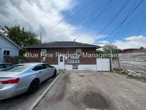 Building Photo - 1414 N Garfield Ave