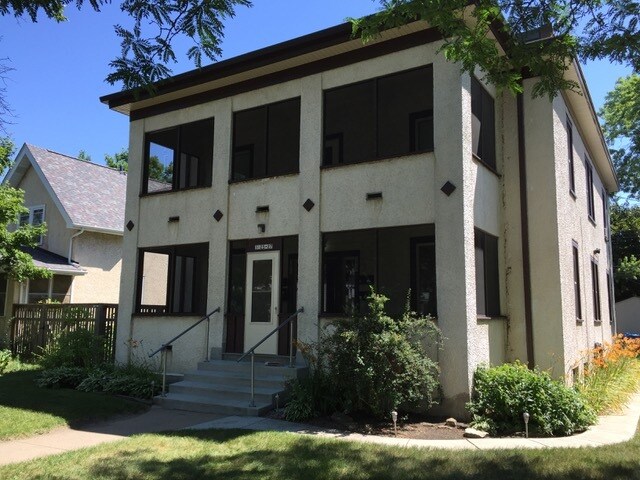 Building Photo - 3825 Grand Ave S
