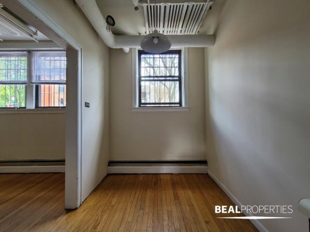 Foto del edificio - 1 bedroom in CHICAGO IL 60657