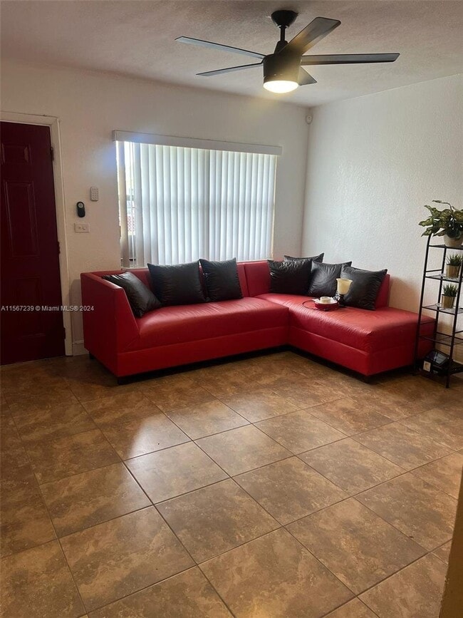 Building Photo - 1270 Northwest 72nd Street Apt #1270, Miam...