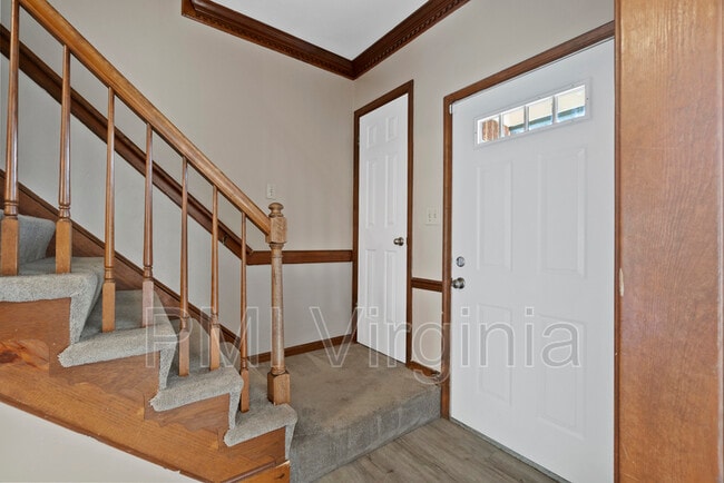 Building Photo - 609 Sedgefield Ct
