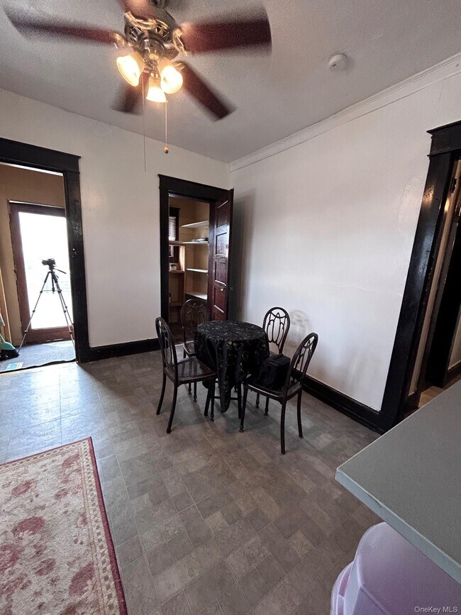 Building Photo - 298 Highland Ave