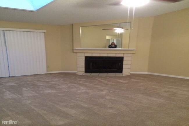 Foto del edificio - 12148 One Springmoor Ct