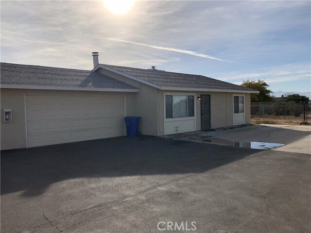 Primary Photo - 10696 Kiowa Rd