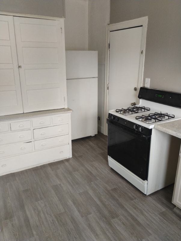 Photo - 320 Percy St Apartment