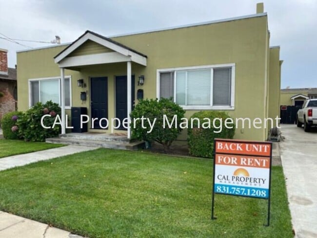 Building Photo - Stylish Modern Studio in Salinas, CA!