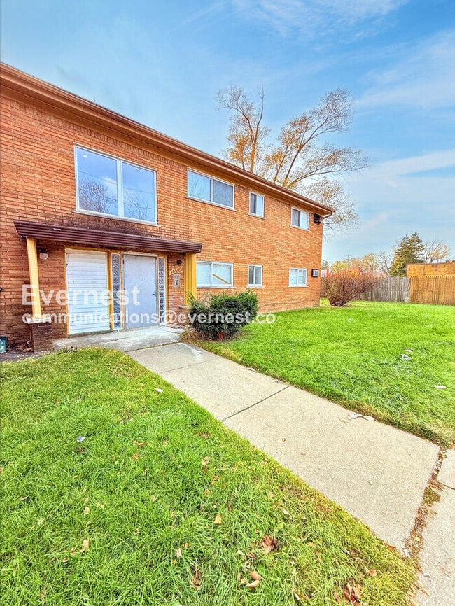 Foto del edificio - 15601 Schoolcraft Rd