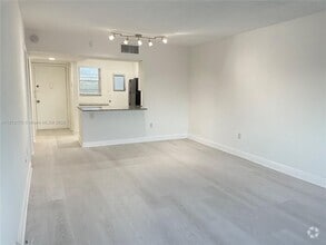 Building Photo - 2810 NE 201st Terrace