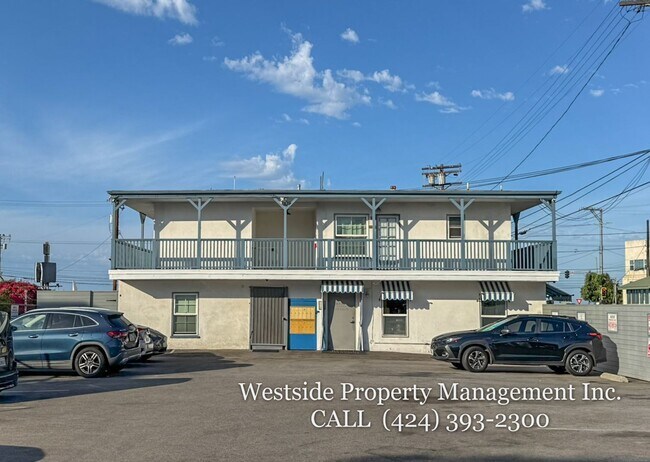 Foto del edificio - 130 W Channel Rd