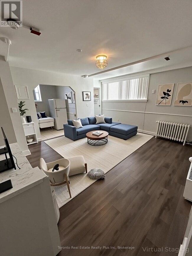 Building Photo - 312 Douglas Ave