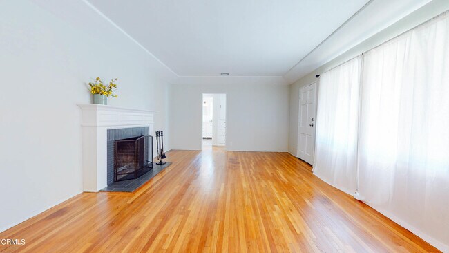 Foto del edificio - 8735 Oswego St